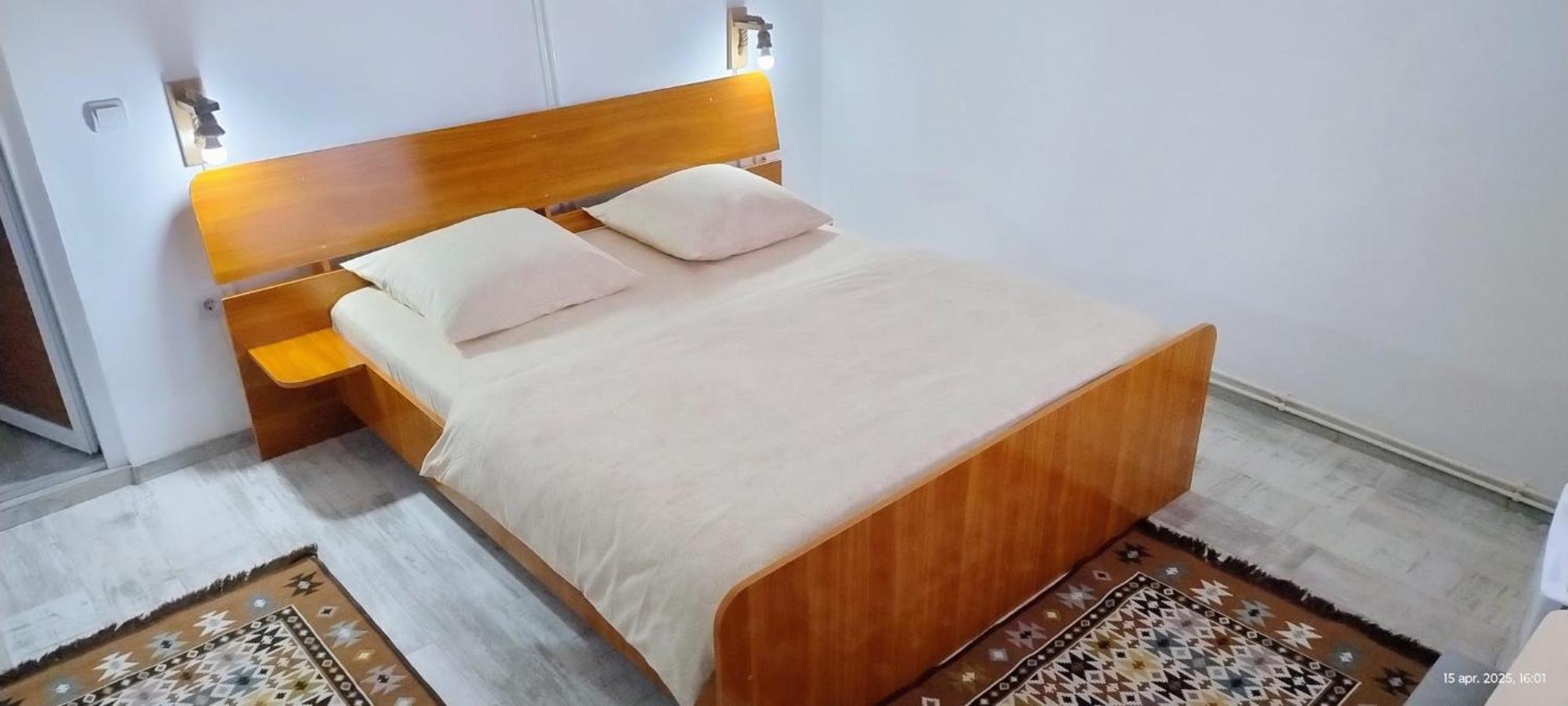 Hotel Cris & Mona Săpînţa Esterno foto